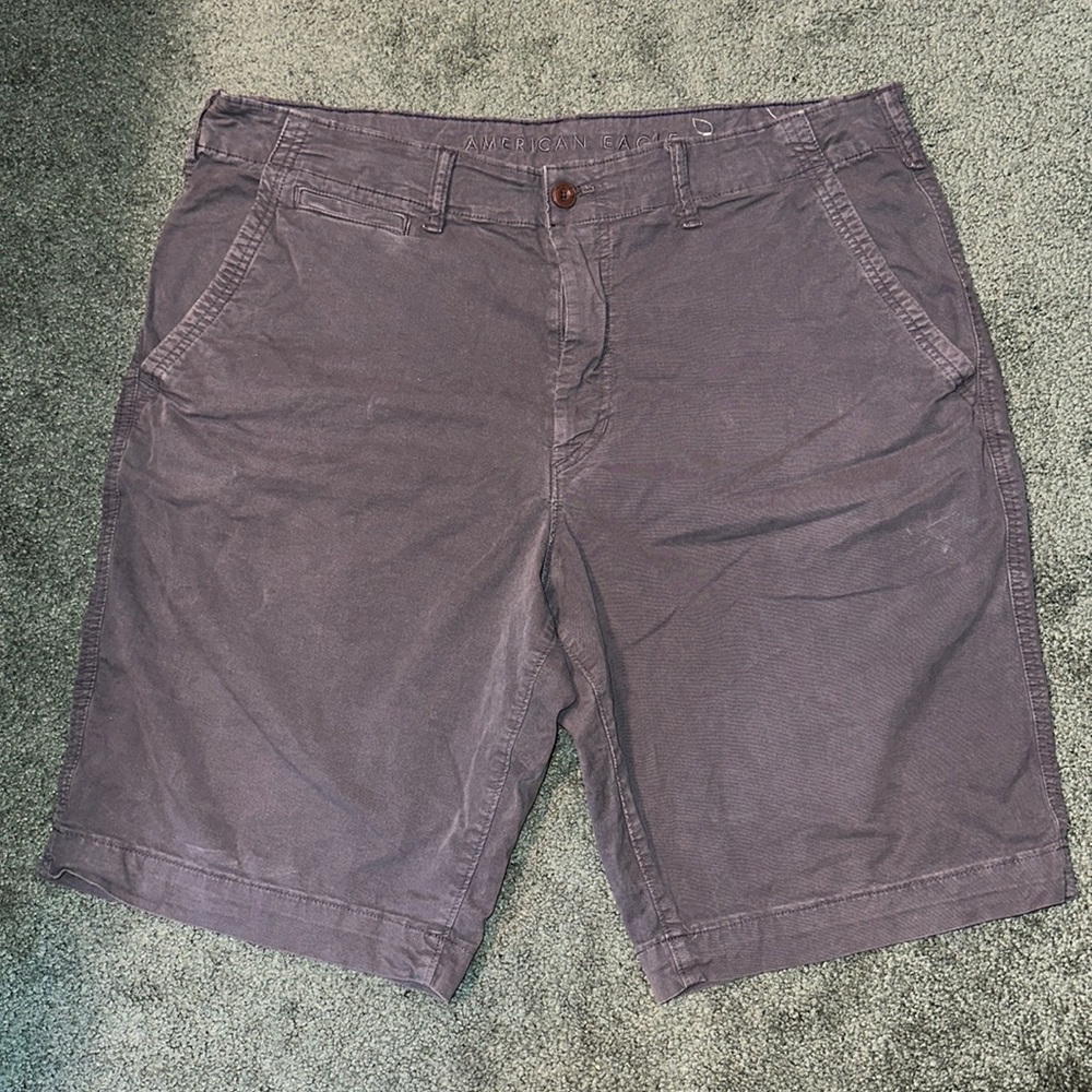 Men’s Khaki Shorts!